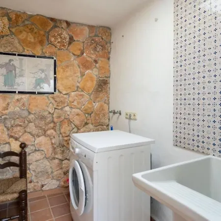 Joan Vich I - 6pax * Santa Eulària des Riu